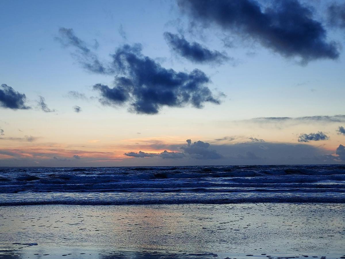 Chez Marie Et Philippe - 1Km De La Plage Les Moitiers-d'Allonne Экстерьер фото